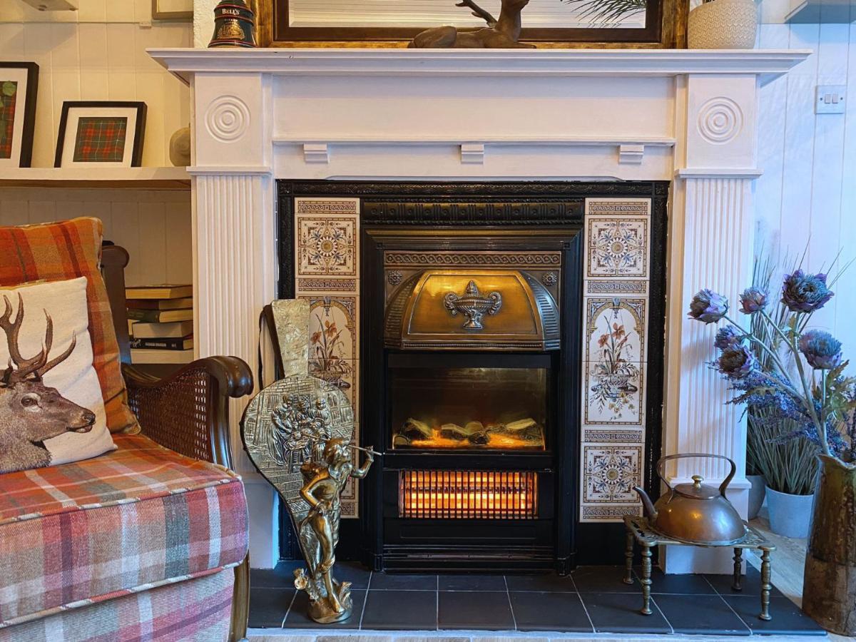 Macleen Cottage Arrochar Esterno foto